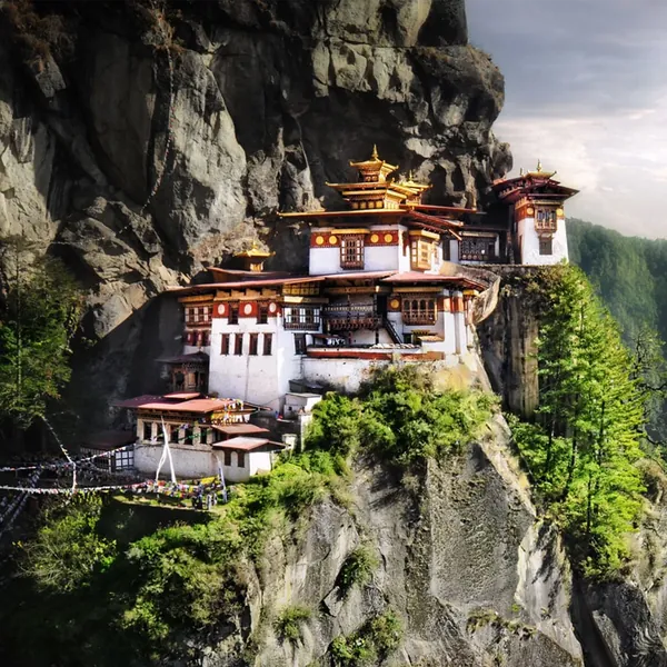 Air Ambulance Bhutan by Air Medical 24X7